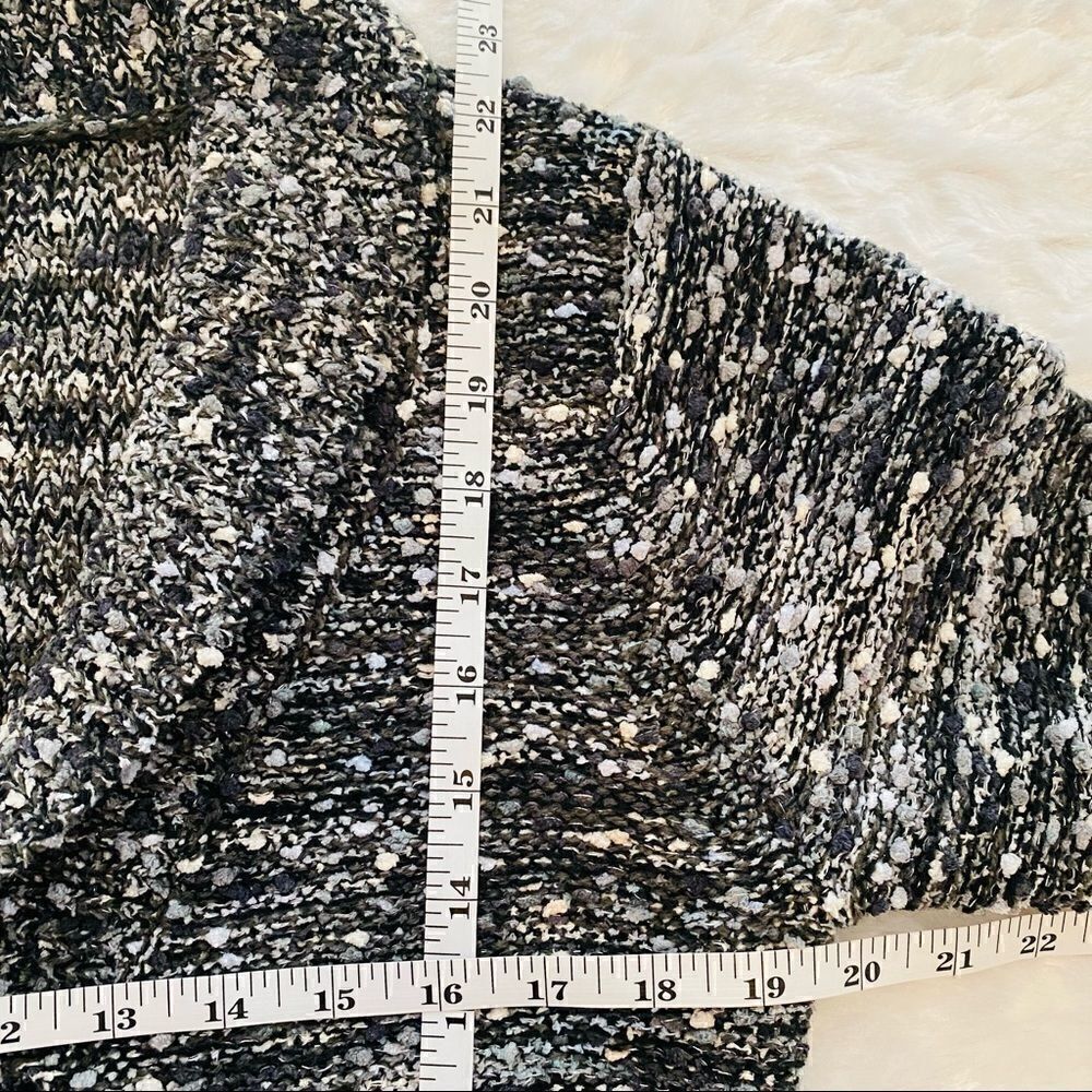Eci Metallic Thread Collar 2-button Cardigan- M - Picture 5 of 8